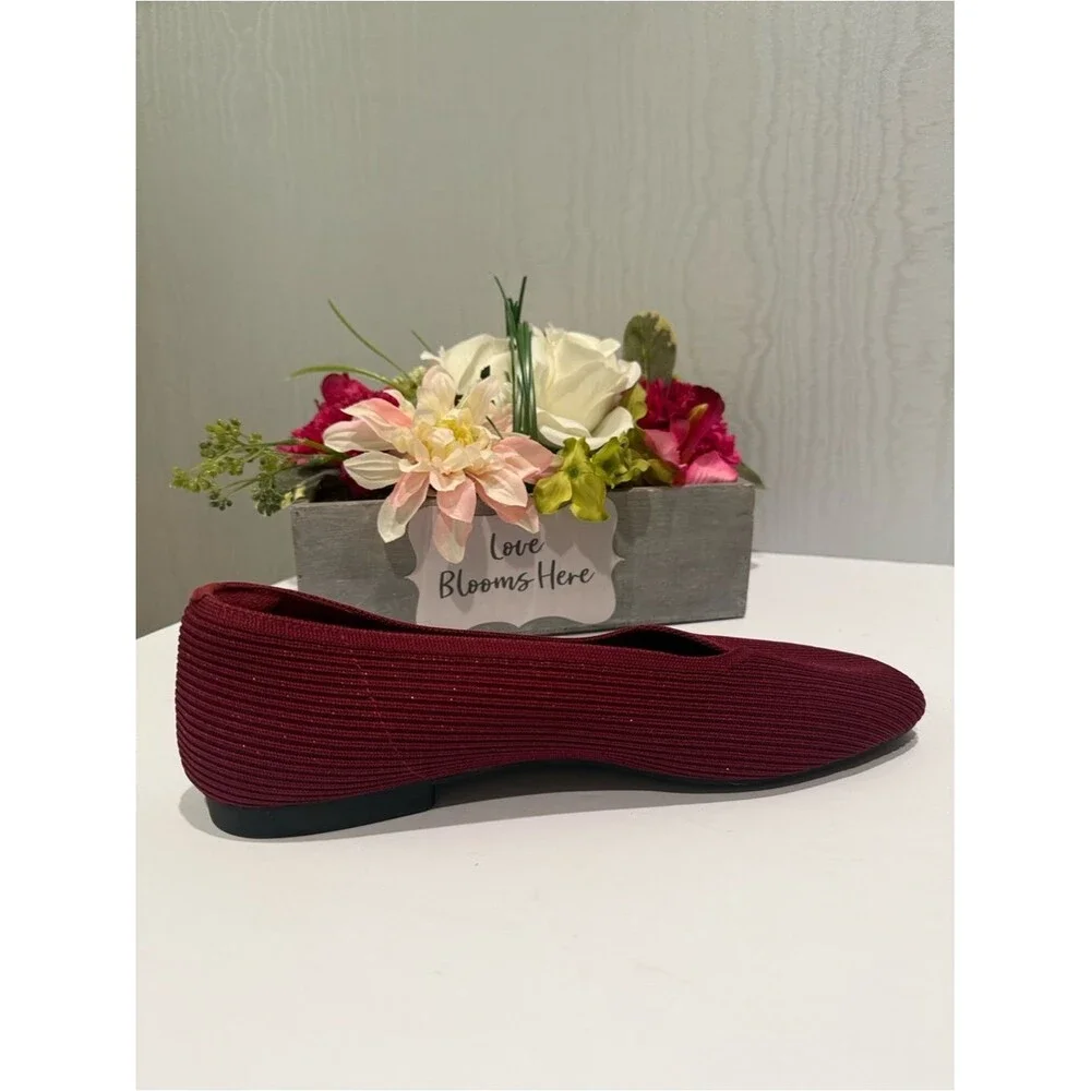 Vivaia Margot 2.0 Square Toe V-Cut Ballet Flats Burgandy Sparkle EU Sz 42